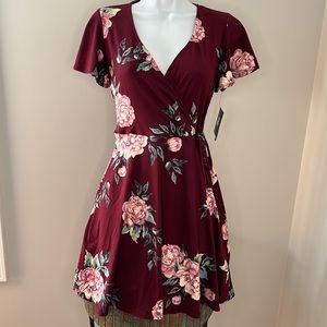 NEW IZ Byer Maroon Floral Faux Wrap Dress